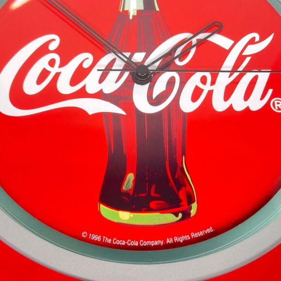 Coca Cola Wall Clock -Bottle, Red Round Quartz Vintage Tested - Picture 4 of 5